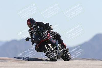 media/Oct-13-2025-Moto Forza (Mon) [[a66d839500]]/3-B Group/Session 4 (Turn 9)/